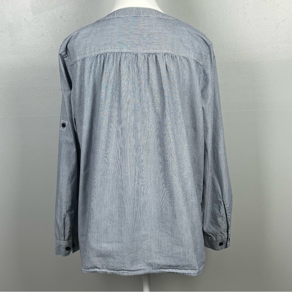 QMack 100% cotton blue white micro stripe popover roll sleeve top, size XL. - Picture 4 of 10